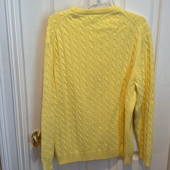 Lacoste 🔥sale🔥designed in France 🇫🇷 great yellow sweater - Picture 2 of 5